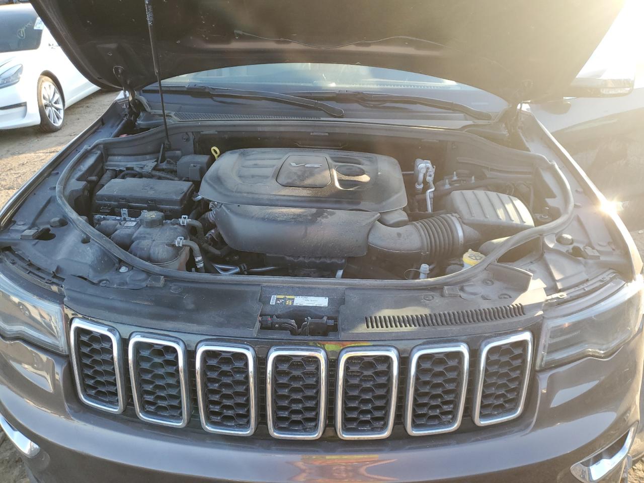 2017 Jeep Grand Cherokee VIN 1C4RJFBG5HC940015 Copart auction photo, front end damage thumbnail 13