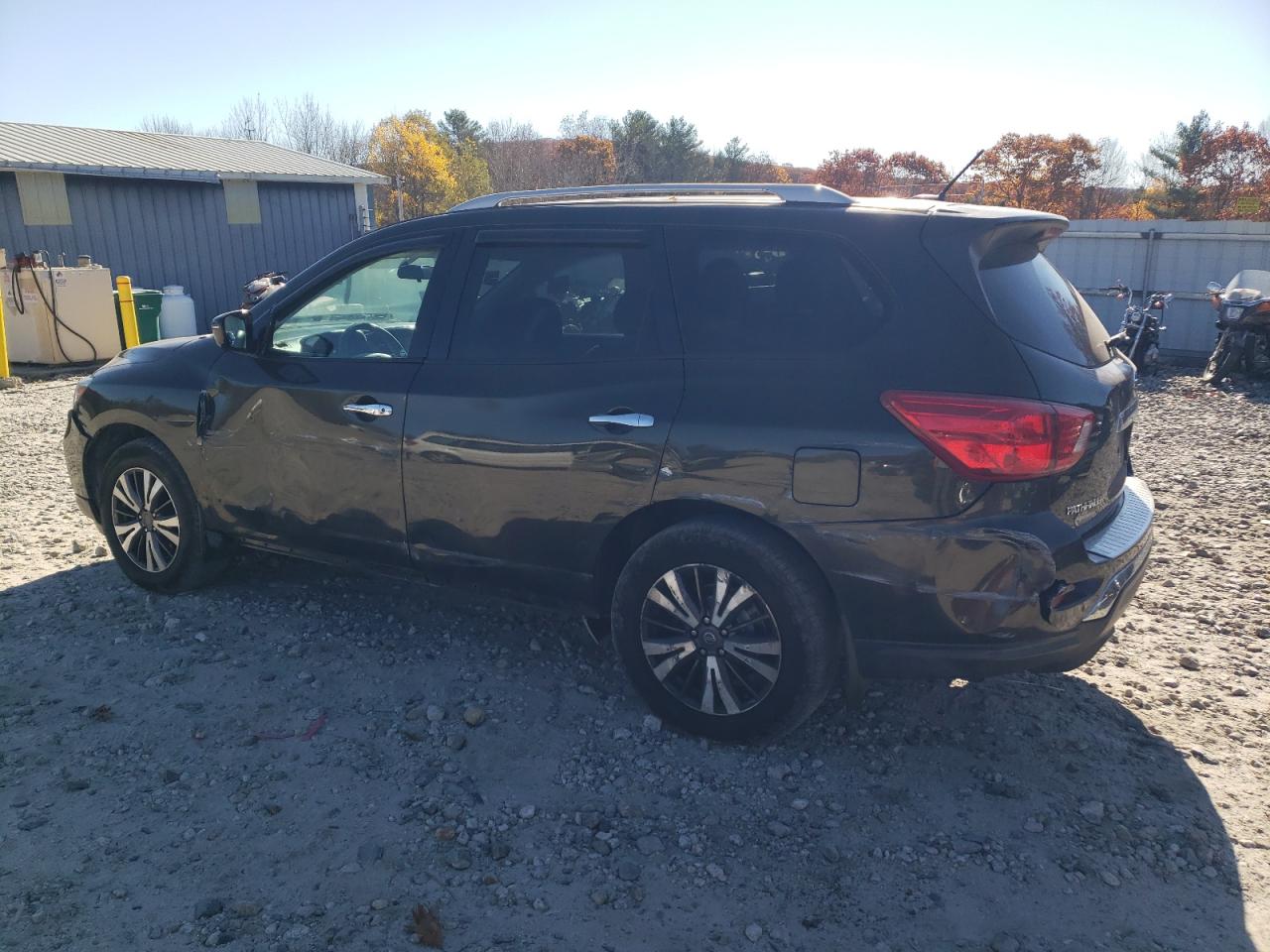 2017 Nissan Pathfinder VIN 5N1DR2MM6HC648559 Copart auction photo, side / undercarriage damage thumbnail 2