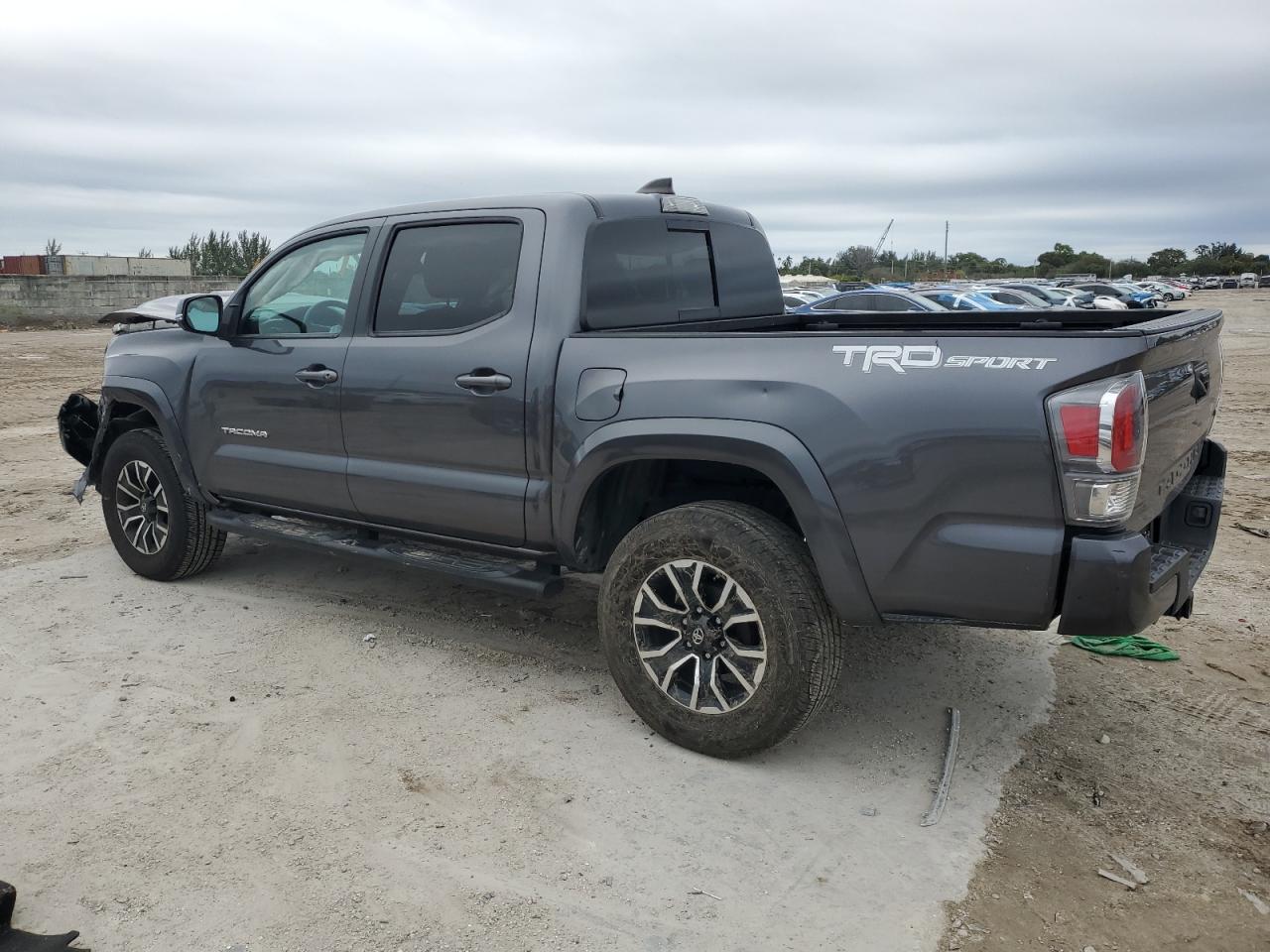 2020 Toyota Tacoma VIN 3TYAZ5CN8LT001840 Copart auction photo, front end / minor dent/scratches damage thumbnail 2