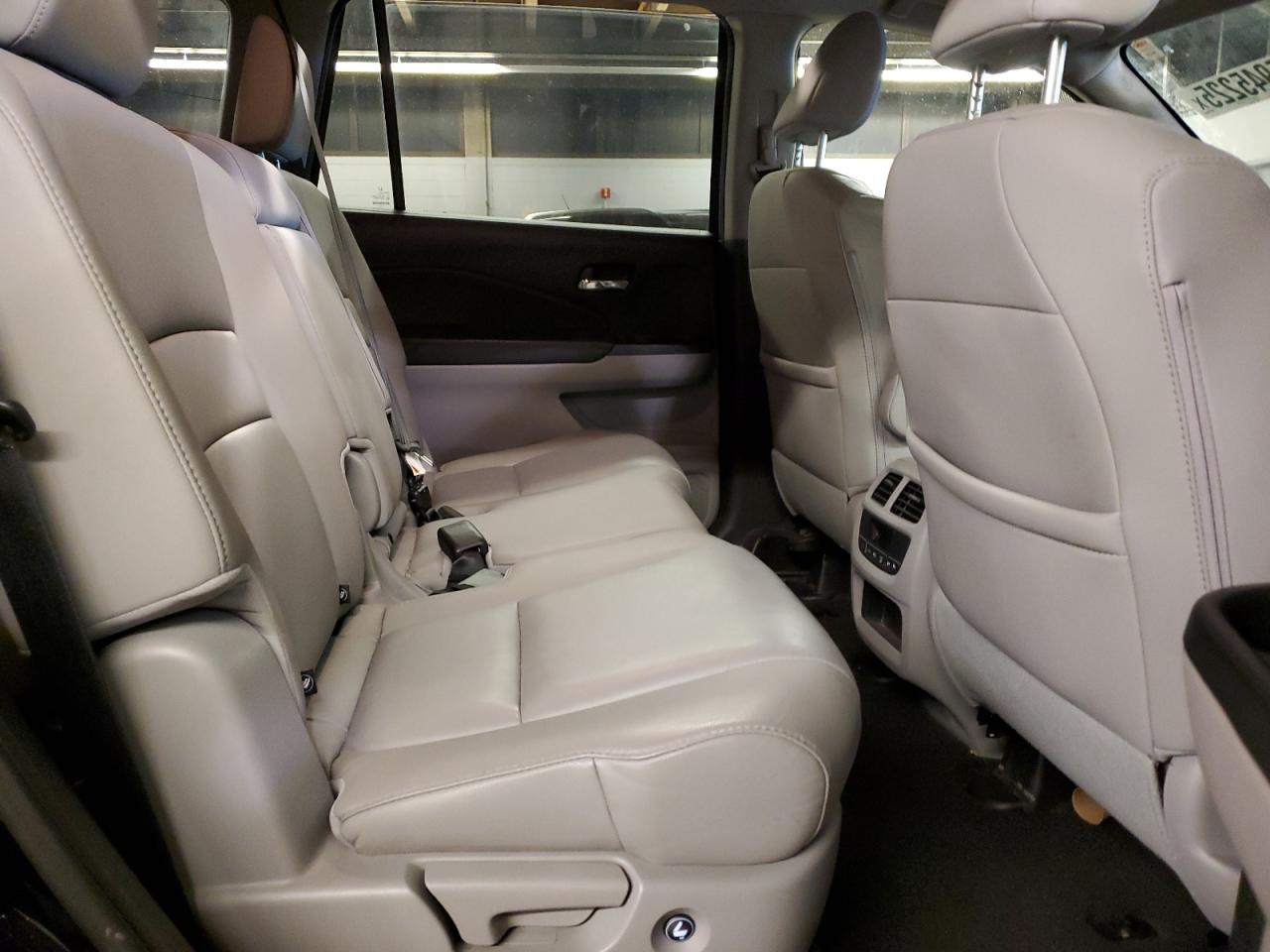 2016 Honda Pilot VIN 5FNYF6H72GB048648 Copart auction photo, front end / rear end damage thumbnail 12