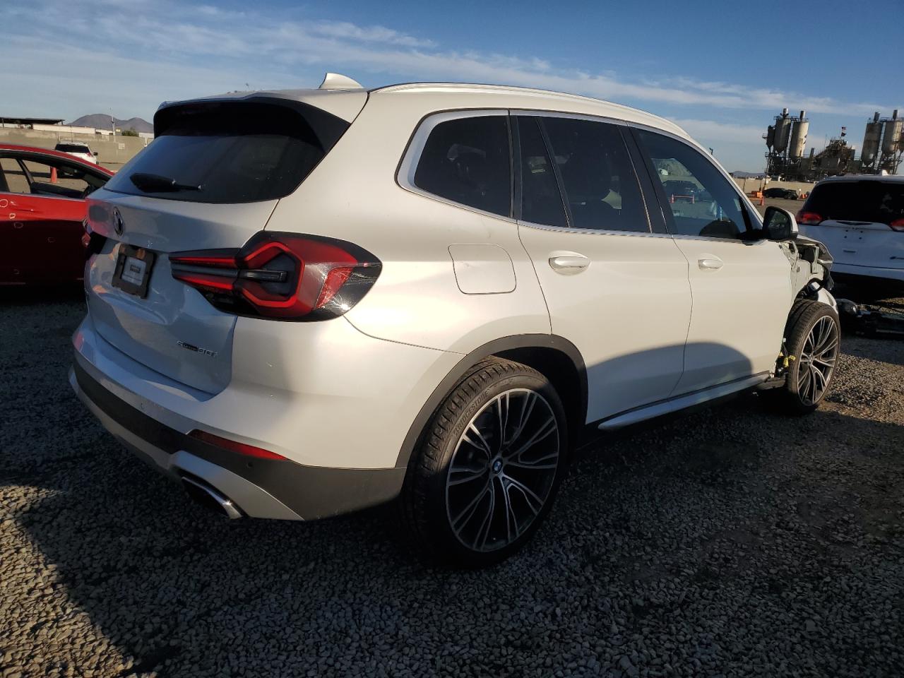 2022 BMW X3 VIN 5UX43DP0XN9K26456 Copart auction photo, front end damage thumbnail 3