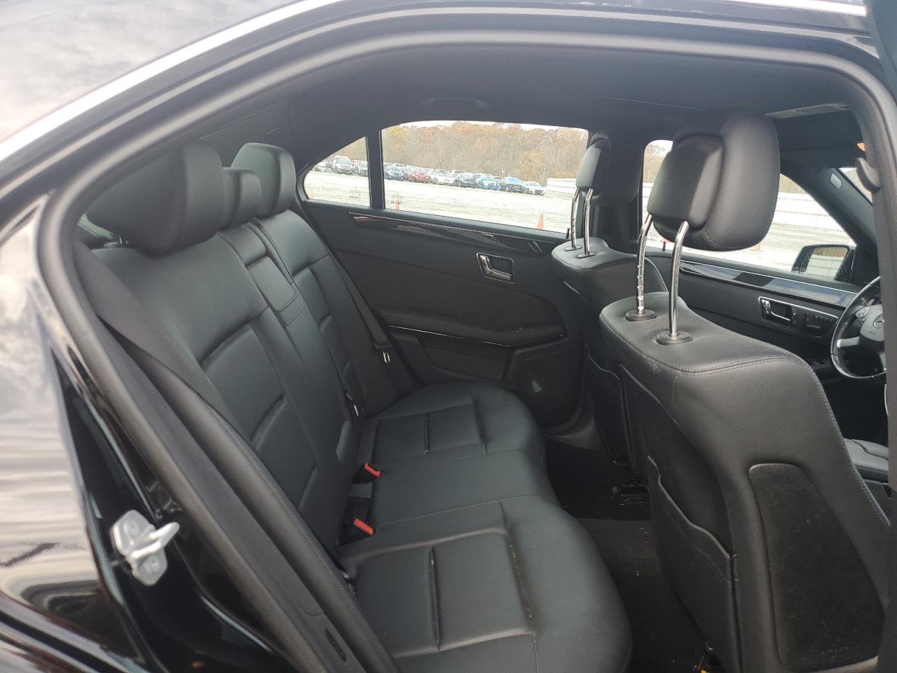 2010 Mercedes-Benz E-klasse VIN WDDHF5GBXAA026242 Copart auction photo, front end / minor dent/scratches damage thumbnail 10