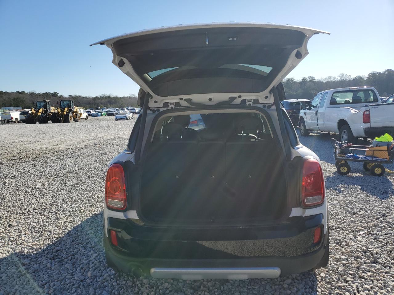 2018 MINI Cooper VIN WMZYS7C33J3E07891 Copart auction photo, front end damage thumbnail 6