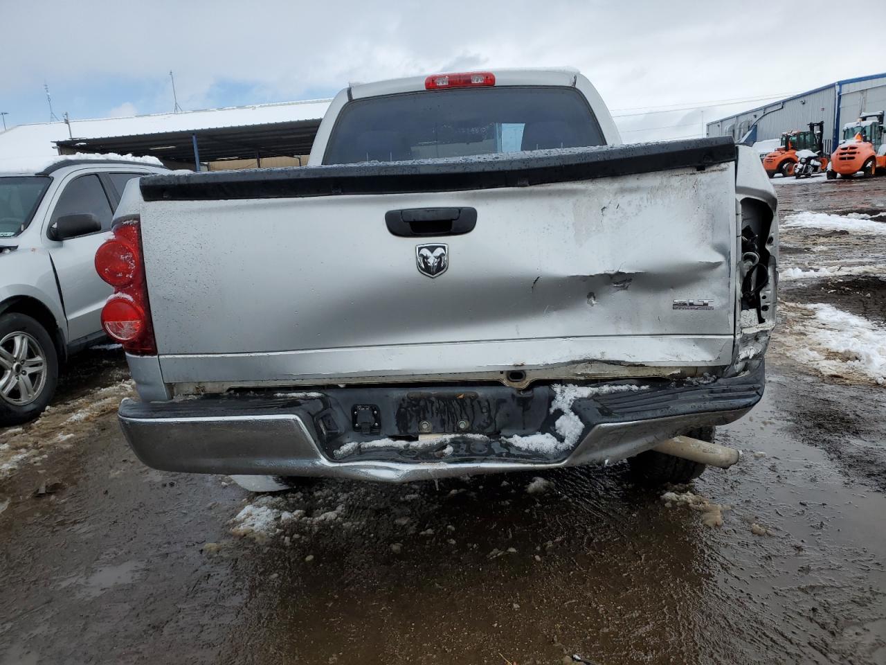 2007 Dodge RAM VIN 1D7HA18N07S169526 Copart auction photo, rear end damage thumbnail 6
