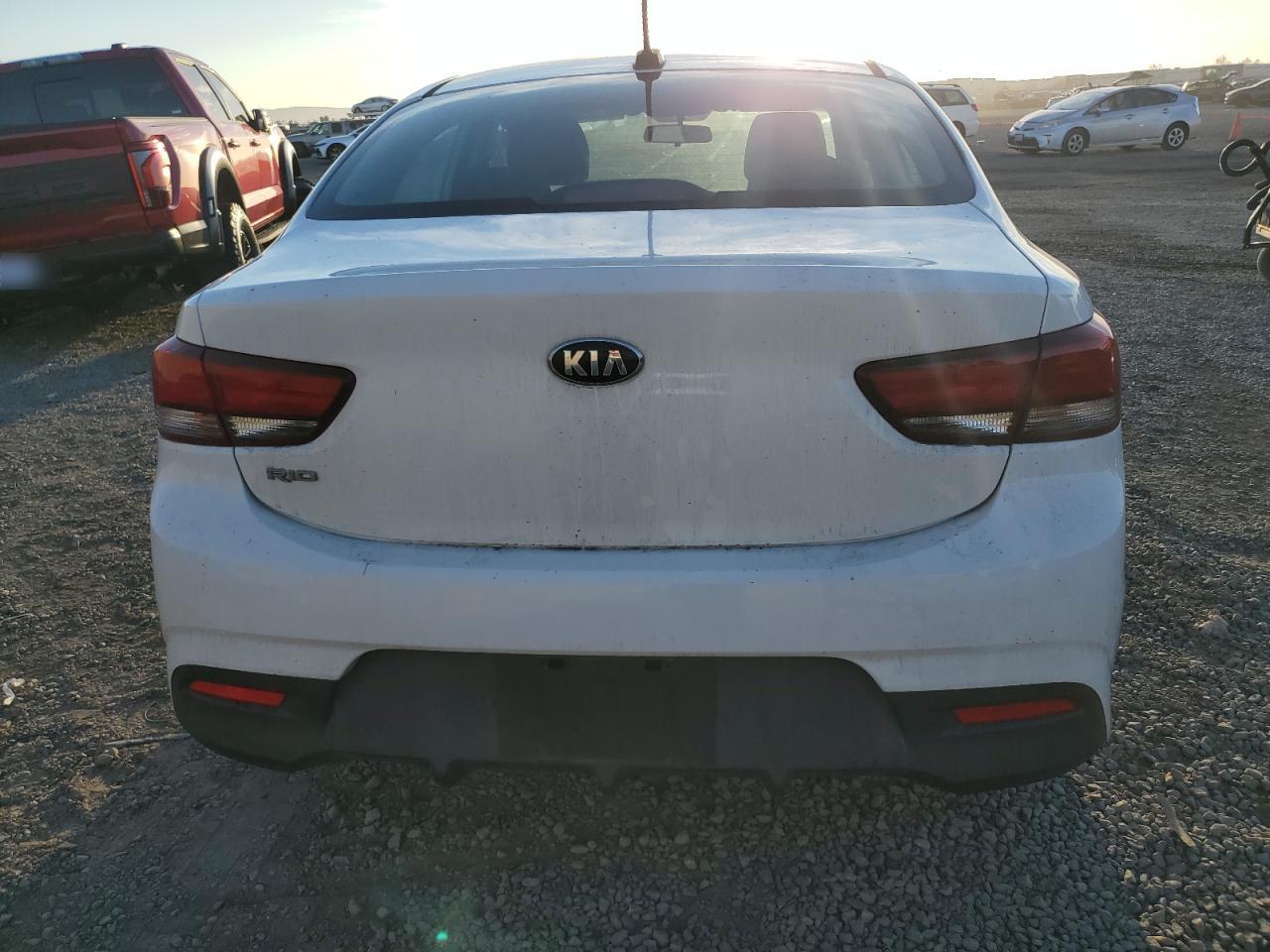 2018 KIA Rio VIN 3KPA24AB1JE048184 Copart auction photo, all over damage thumbnail 6