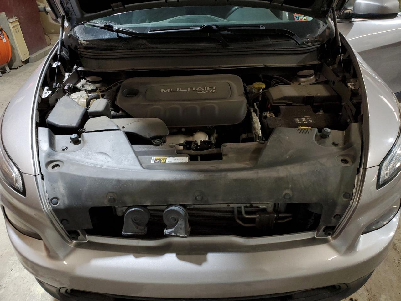 2018 Jeep Grand Cherokee VIN 1C4PJMCB3JD562081 Copart auction photo, rear end / side damage thumbnail 12