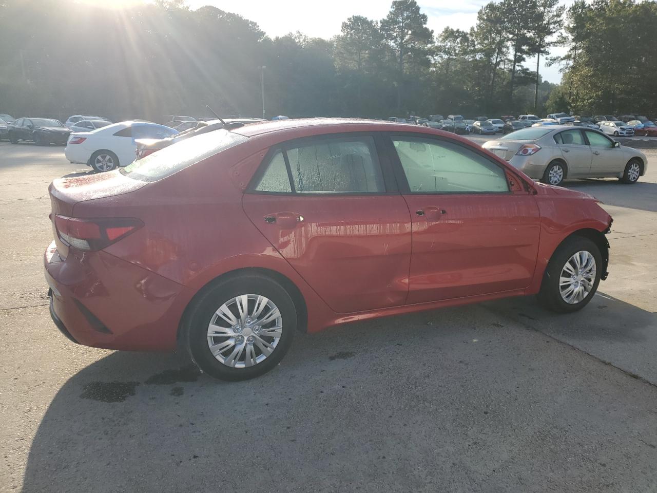 2022 KIA Rio VIN 3KPA24AD7NE439511 Copart auction photo, front end damage thumbnail 3