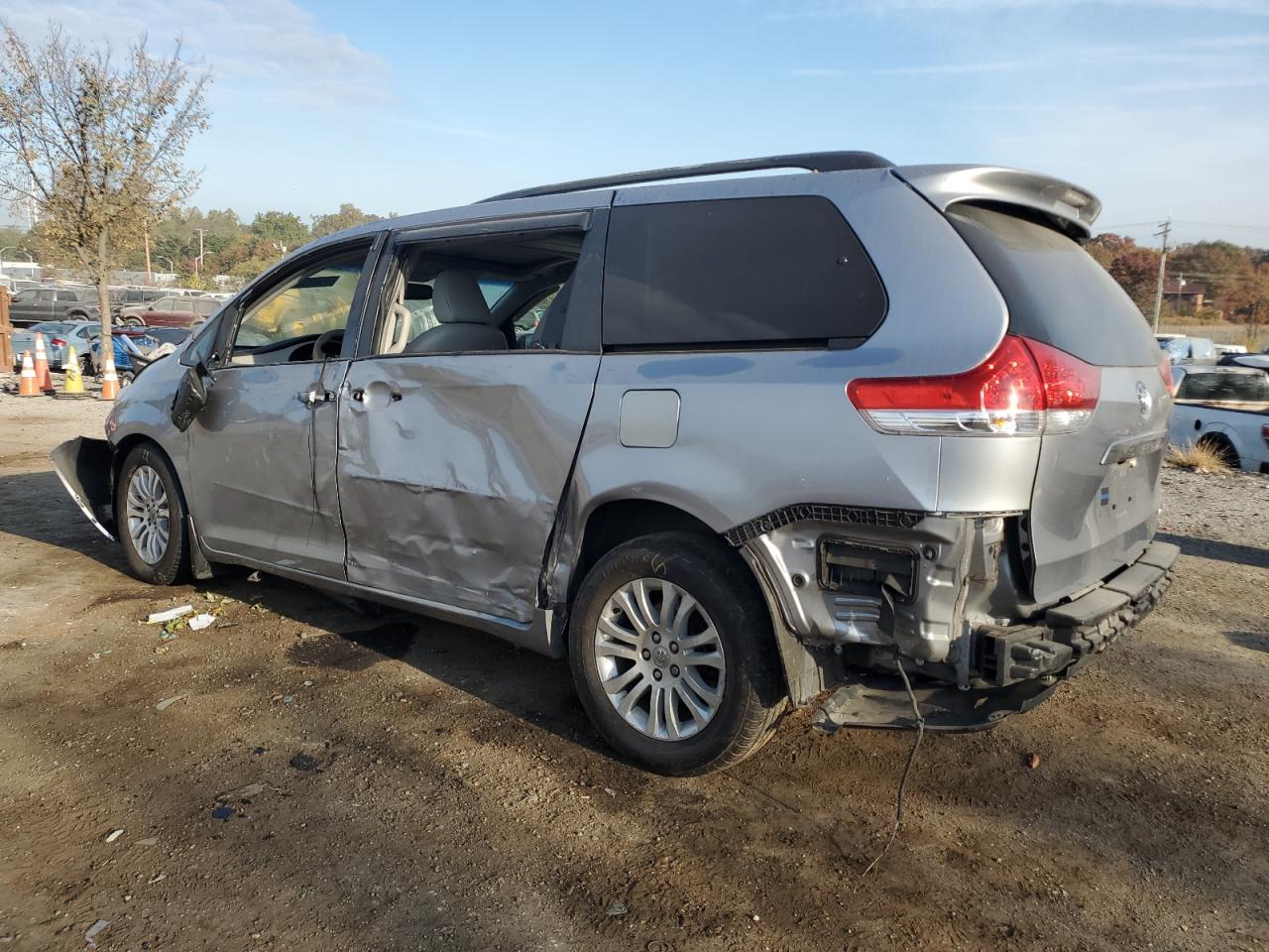 2012 Toyota Sienna VIN 5TDYK3DCXCS180673 Copart auction photo, all over damage thumbnail 2