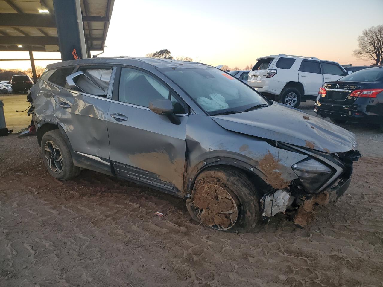 2023 KIA Sportage VIN KNDPUCAF4P7096661 Copart auction photo, all over damage thumbnail 4