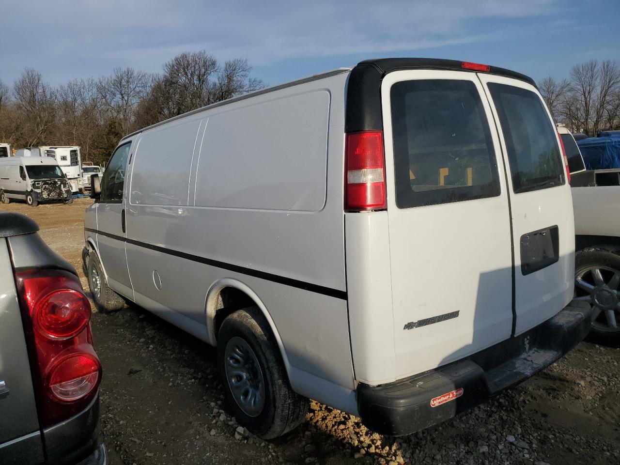2014 Chevrolet Express VIN 1GCSGAFX1E1105159 Copart auction photo, side / minor dent/scratches damage thumbnail 2
