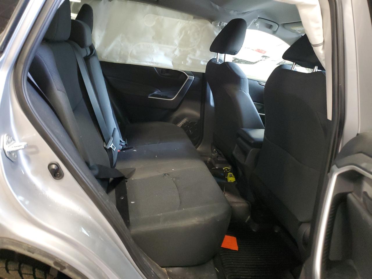 2019 Toyota RAV 4 VIN 2T3F1RFV2KW042392 Copart auction photo, biohazard/chemical / front end damage thumbnail 11
