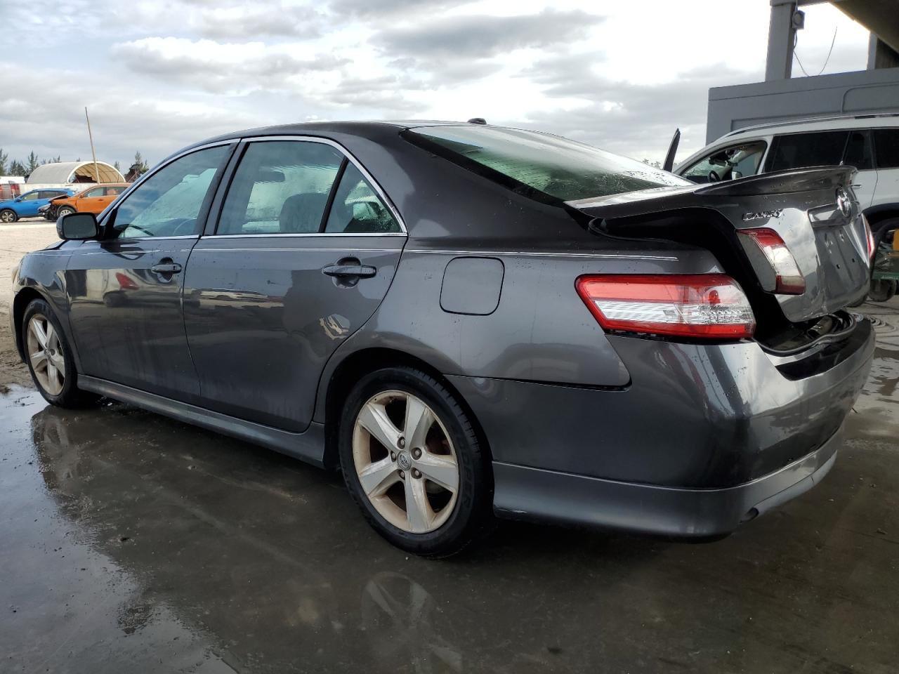 2011 Toyota Camry VIN 4T1BF3EK4BU192937 Copart auction photo, rear end / minor dent/scratches damage thumbnail 2