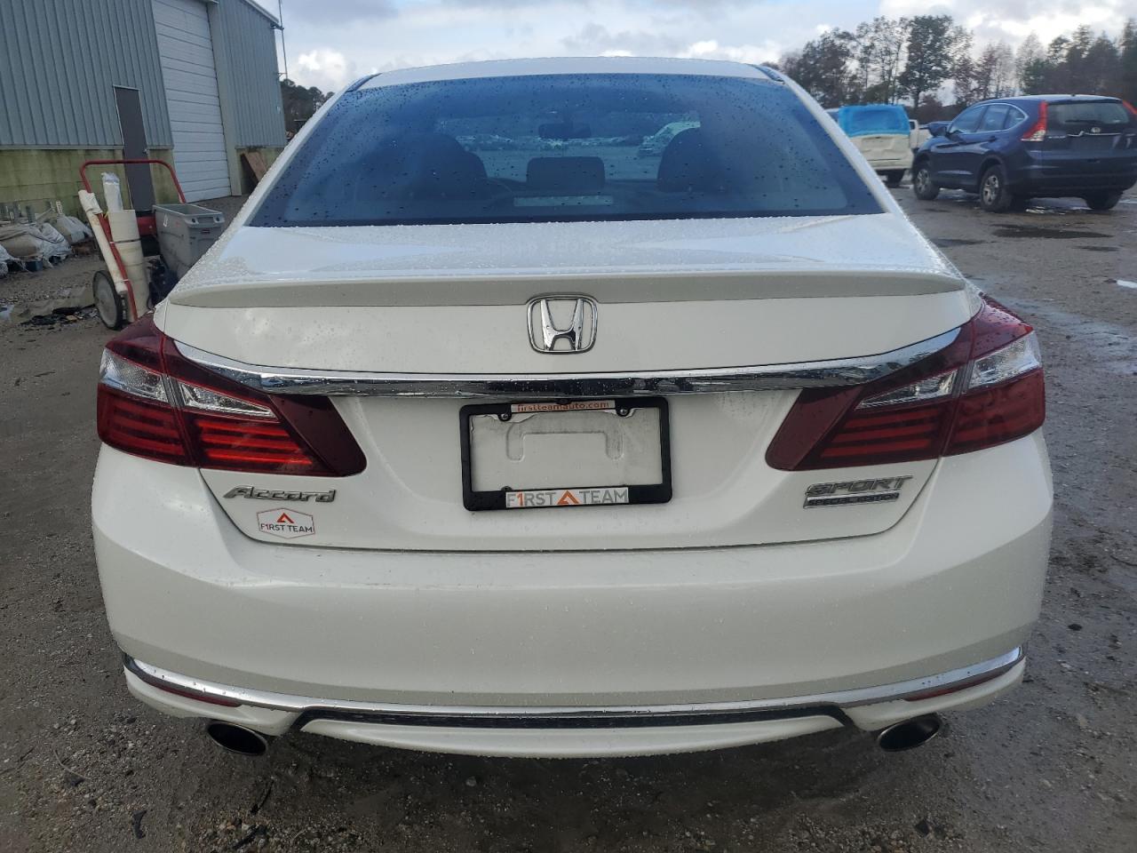 2017 Honda Accord VIN 1HGCR2F15HA202869 Copart auction photo, front end / minor dent/scratches damage thumbnail 6