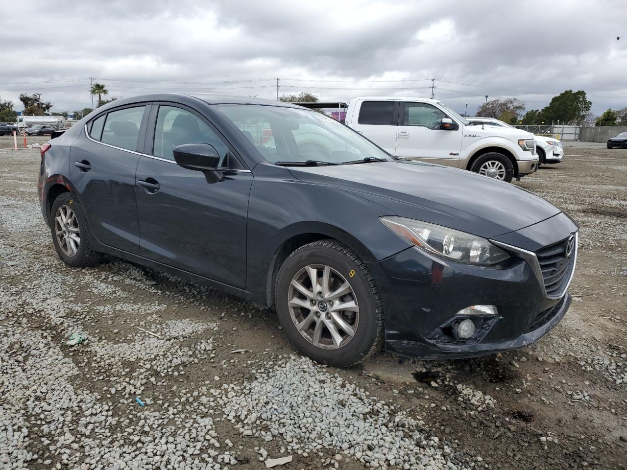 2015 Mazda 3 VIN JM1BM1V79F1272087 Copart auction photo, rear end damage thumbnail 4