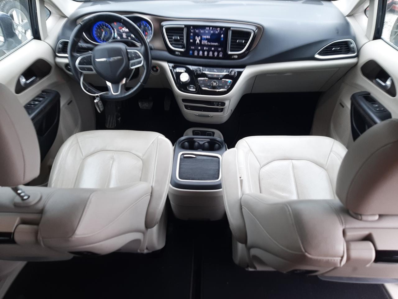 2018 Chrysler Pacifica VIN 2C4RC1EG5JR235107 Copart auction photo, front end damage thumbnail 8