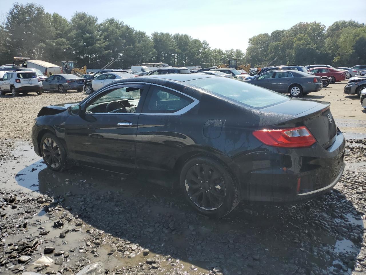 2015 Honda Accord VIN 1HGCT1B35FA006172 Copart auction photo, front end / minor dent/scratches damage thumbnail 2