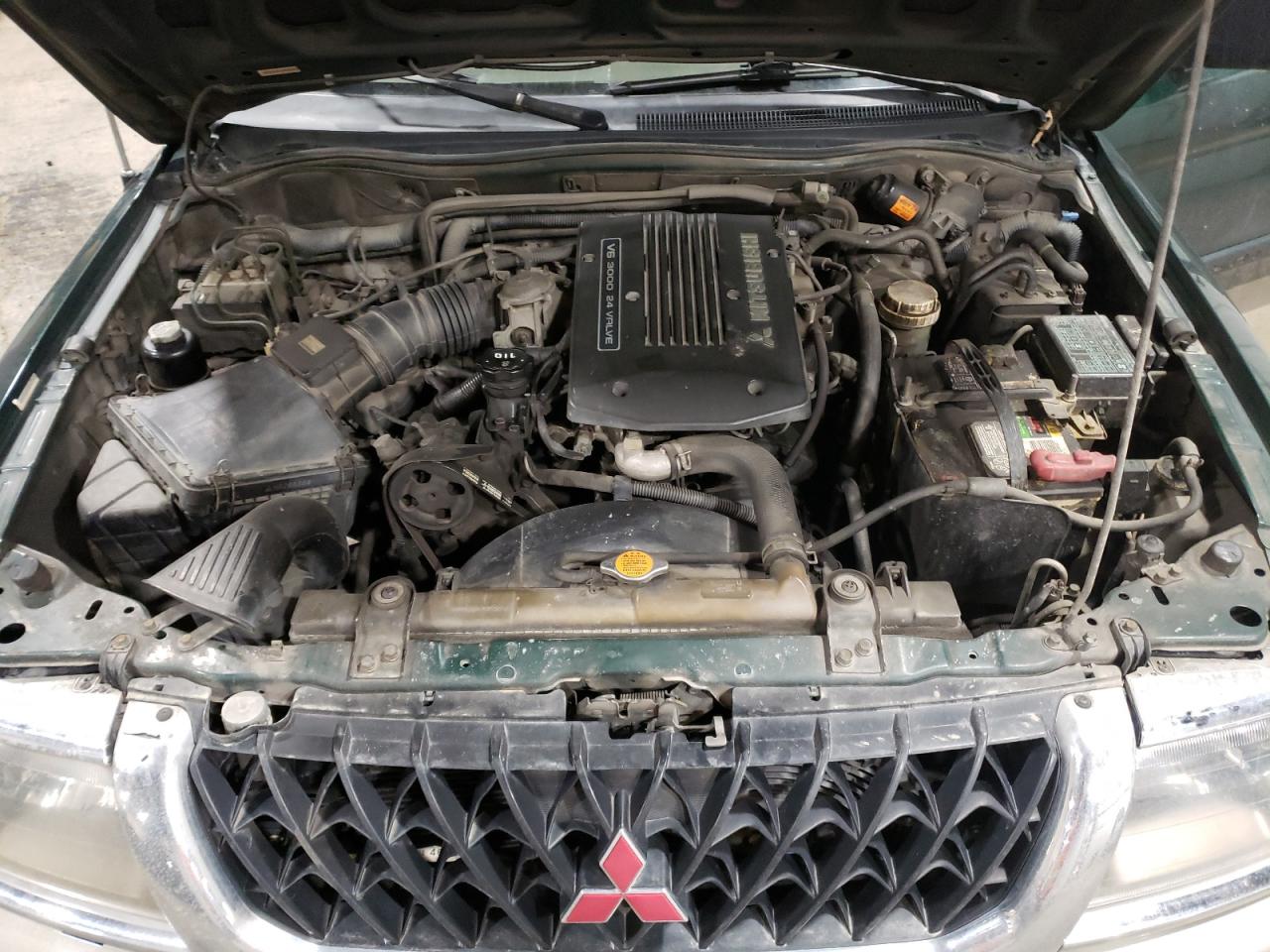 2000 Mitsubishi Montero VIN JA4MT31H2YP811973 Copart auction photo, rear end / front end damage thumbnail 12