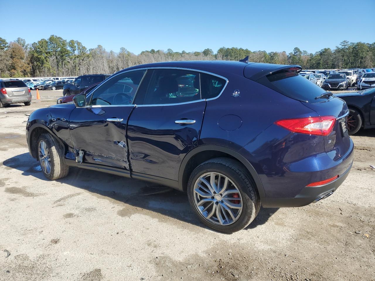 2018 Maserati Levante VIN ZN661XUA8JX303666 Copart auction photo, side / front end damage thumbnail 2