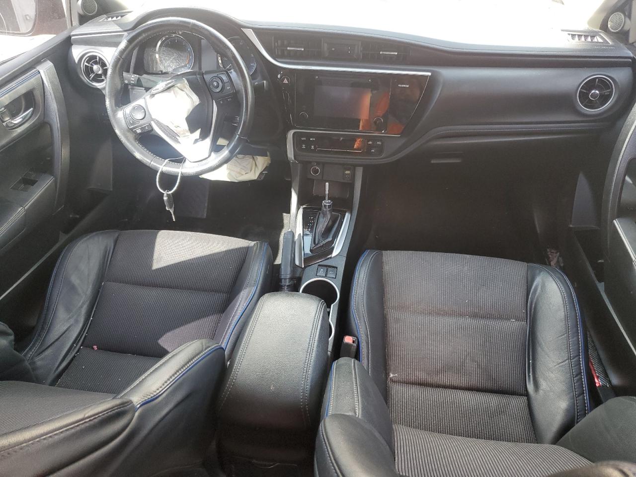 2017 Toyota Corolla VIN 5YFBURHEXHP680315 Copart auction photo, front end / minor dent/scratches damage thumbnail 8
