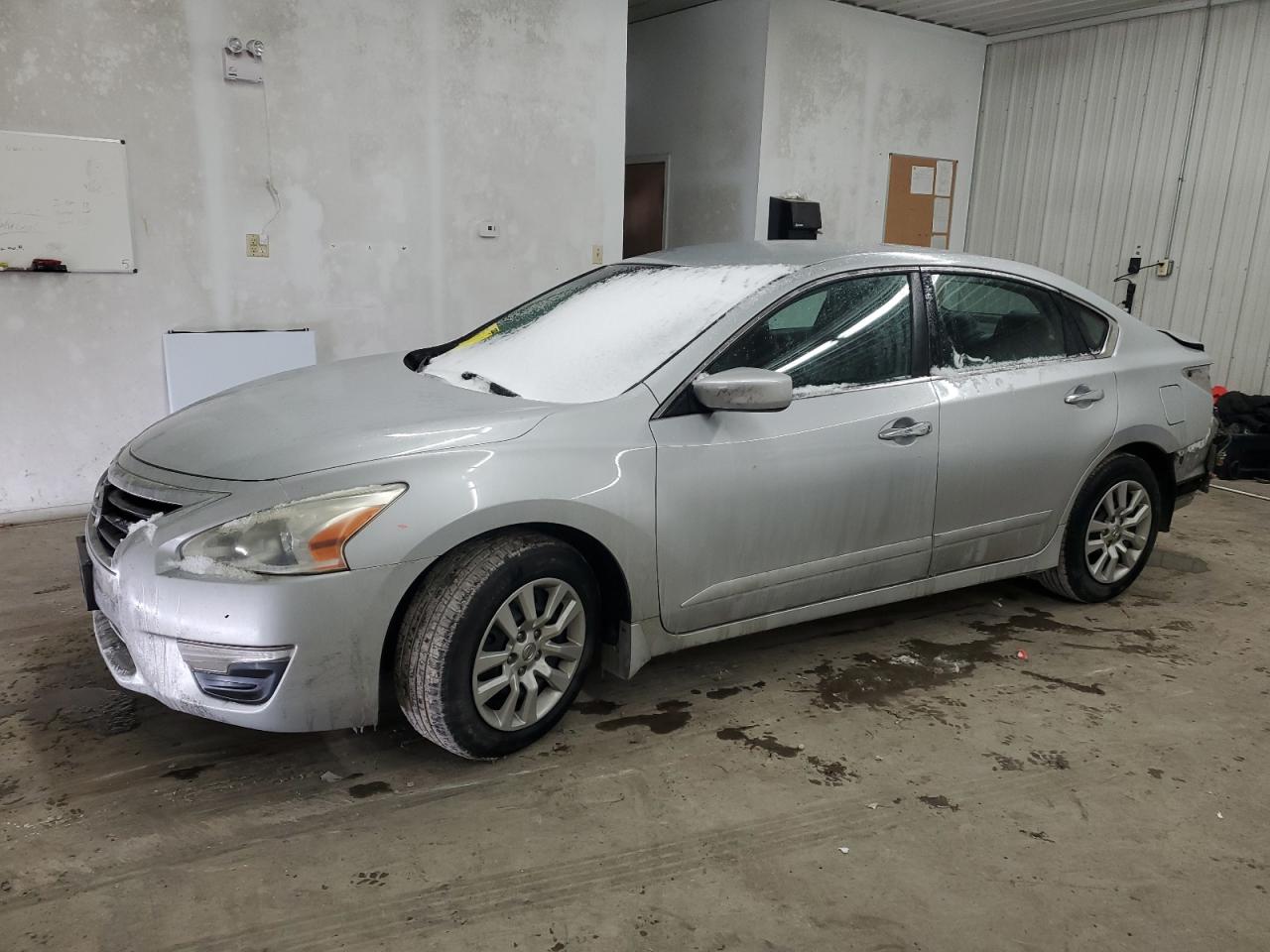 2015 Nissan Altima VIN 1N4AL3AP7FN918435