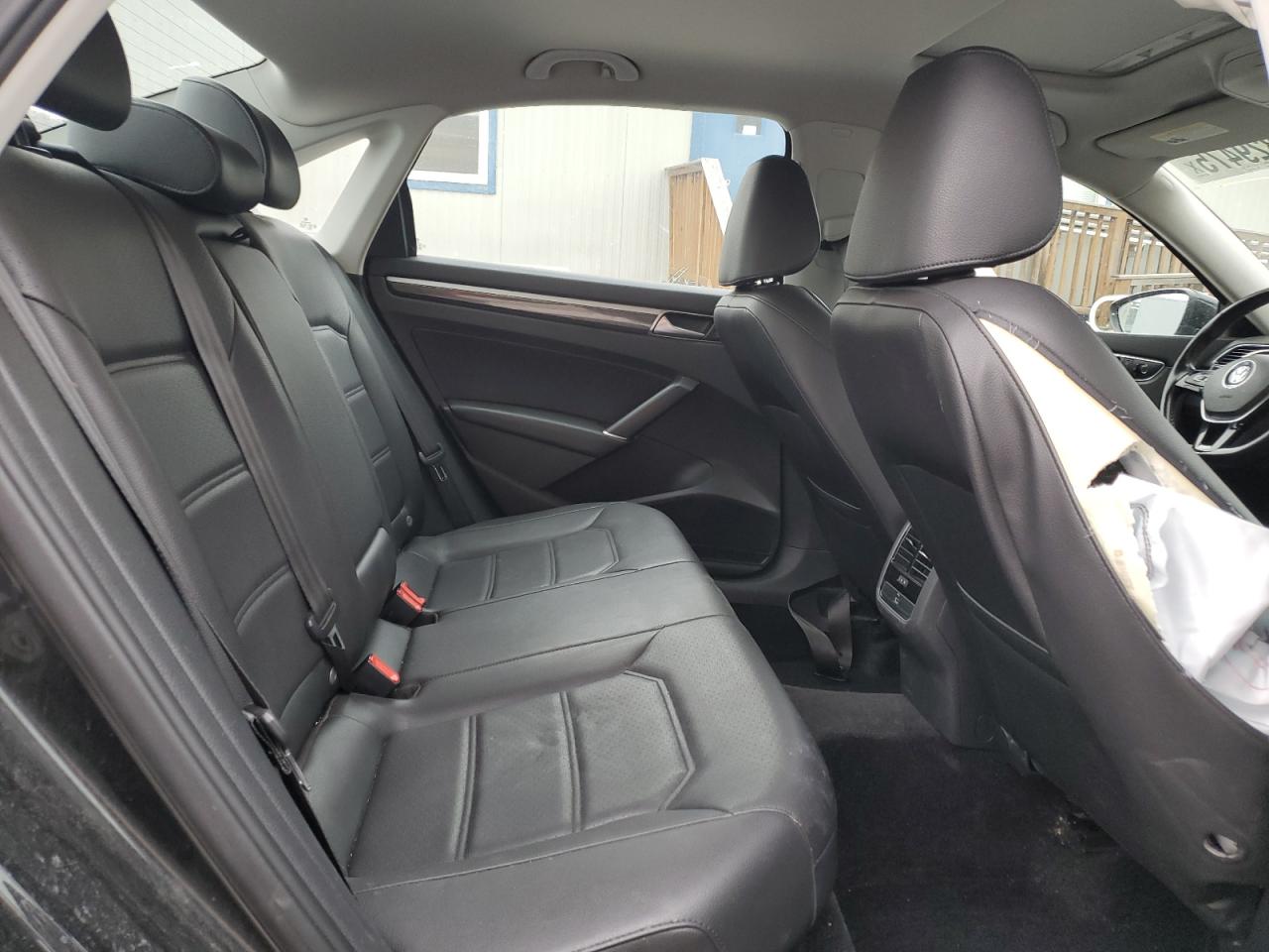 2016 Volkswagen Passat VIN 1VWBT7A36GC031101 Copart auction photo, side / undercarriage damage thumbnail 10
