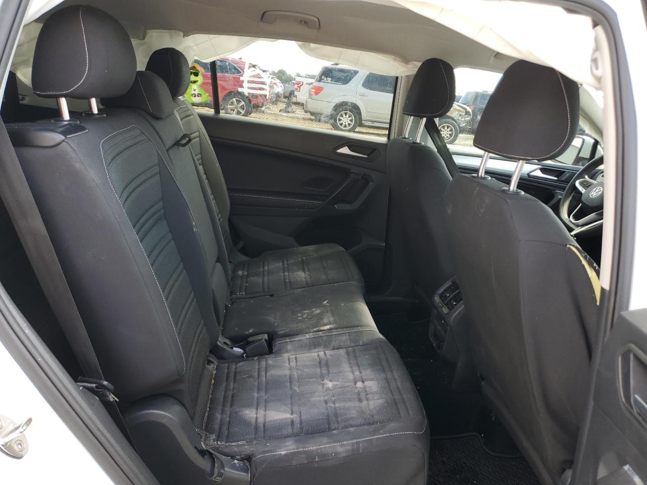 2023 Volkswagen Tiguan VIN 3VVRB7AX1PM054678 Copart auction photo, minor dent/scratches damage thumbnail 11