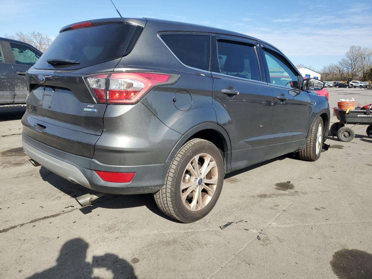 2017 Ford Escape VIN 1FMCU9GD8HUB34592 Copart auction photo, front end damage thumbnail 3