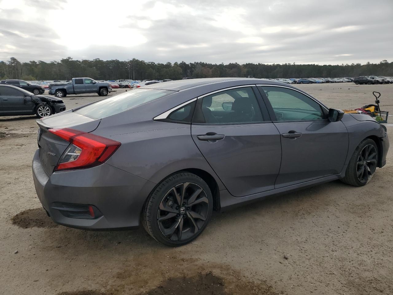 2020 Honda Civic VIN 19XFC2F88LE011771 Copart auction photo, front end / undercarriage damage thumbnail 3