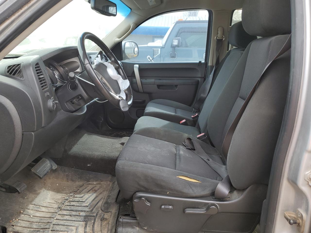 2011 Chevrolet Silverado VIN 3GCPKSE25BG289132 Copart auction photo, front end damage thumbnail 7