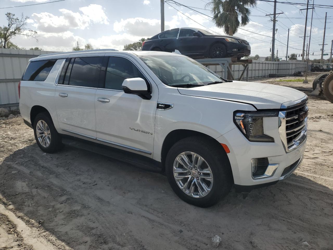 2021 GMC Yukon VIN 1GKS2GKD2MR319045 Copart auction photo, water/flood damage thumbnail 4