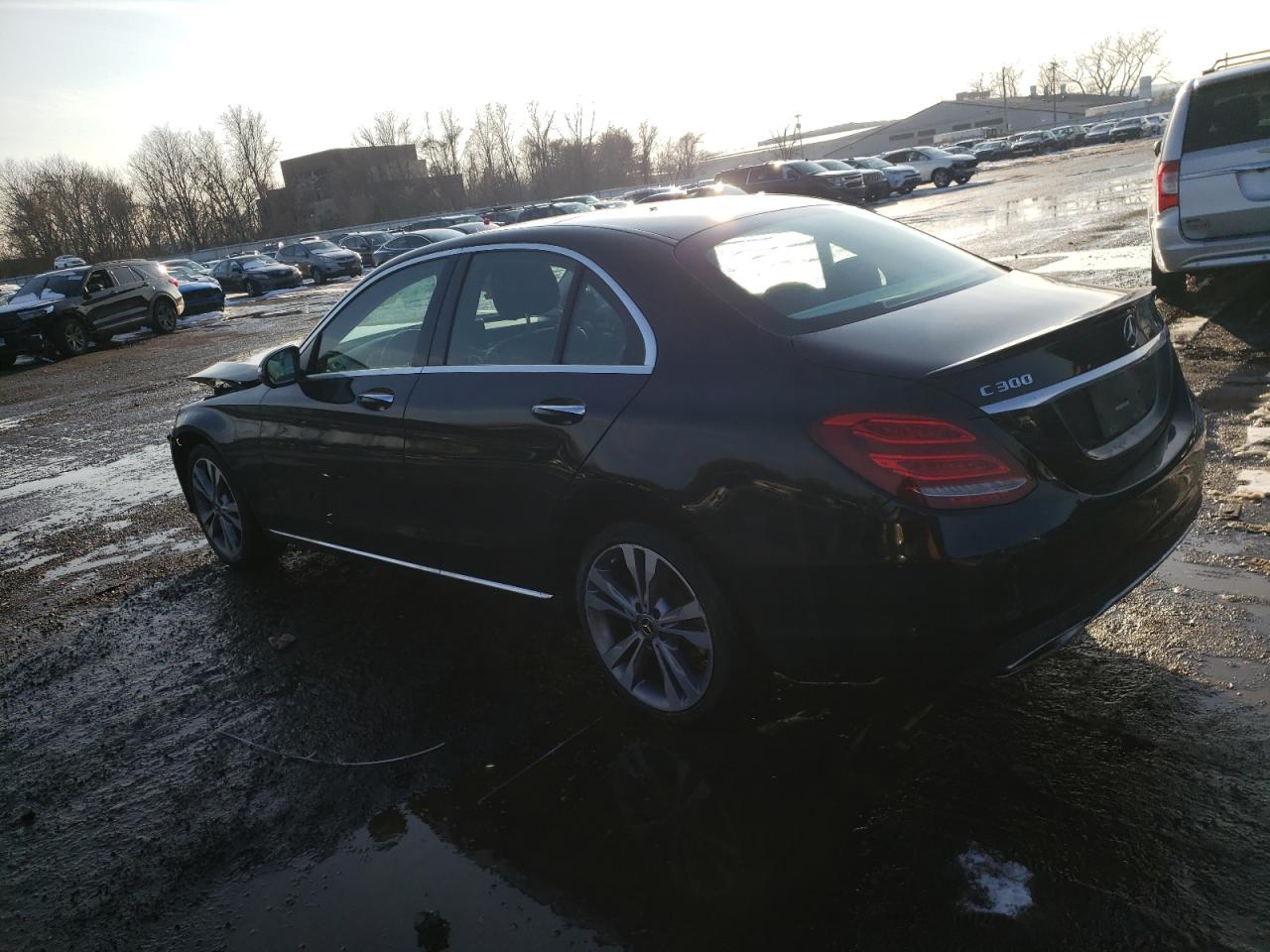 2018 Mercedes-Benz C-klasse VIN 55SWF4KBXJU249664 Copart auction photo, front end damage thumbnail 2