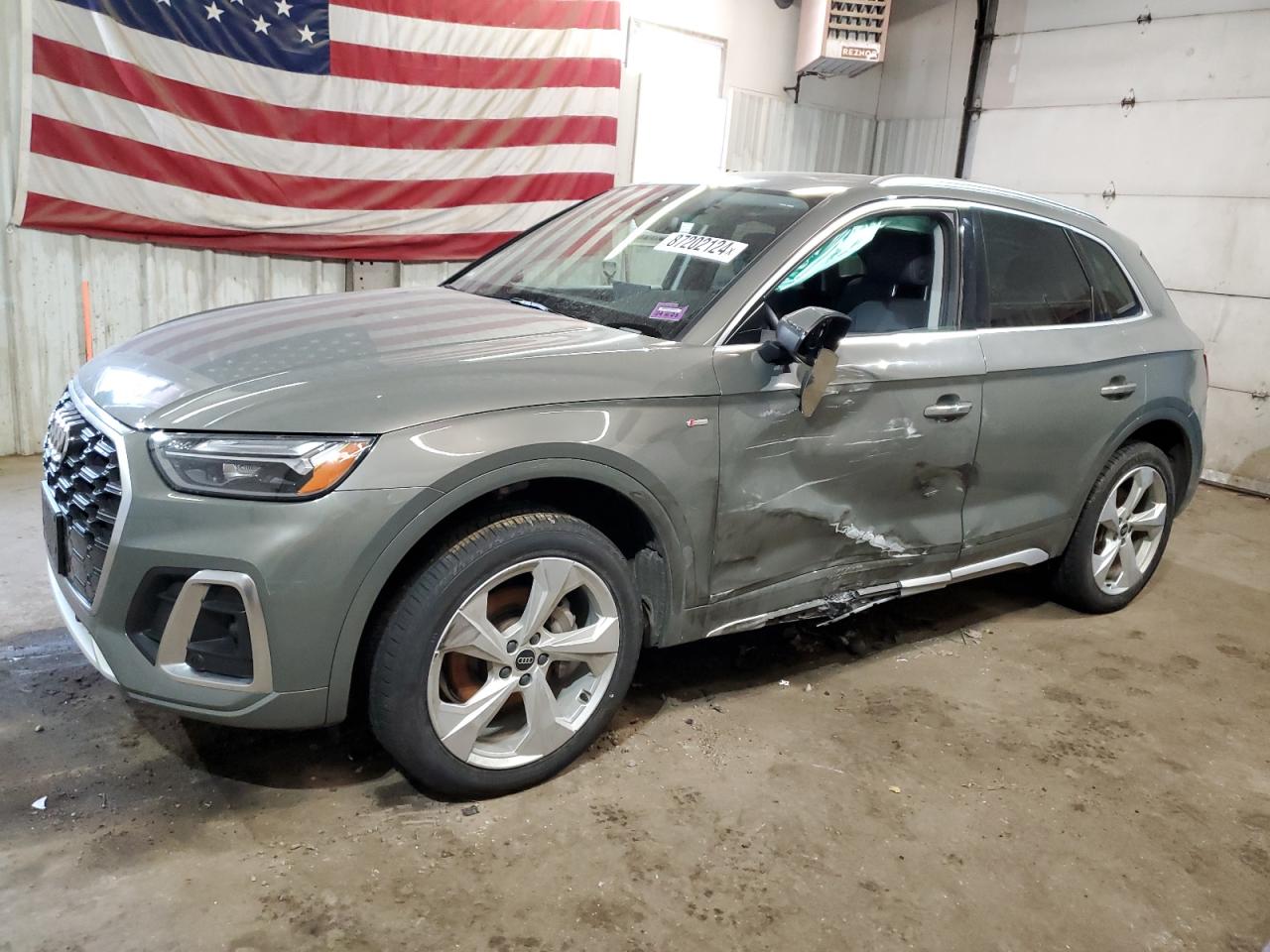 2023 Audi Q5 VIN WA1EAAFY1P2078057