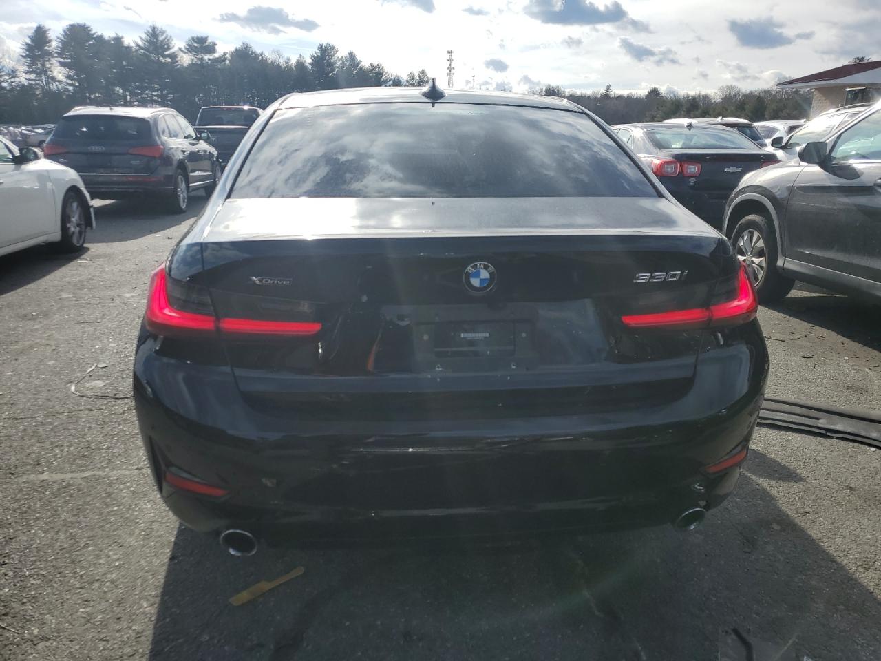 2021 BMW 3er VIN 3MW5R7J00M8B88918 Copart auction photo, front end / minor dent/scratches damage thumbnail 6