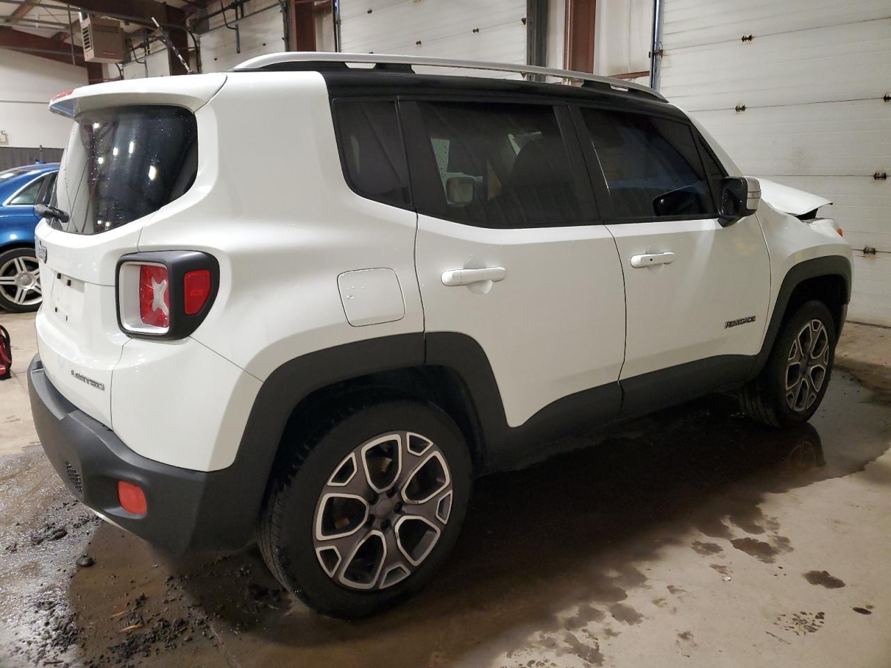 2015 Jeep Renegade VIN ZACCJBDT2FPB32979 Copart auction photo, front end / side damage thumbnail 3