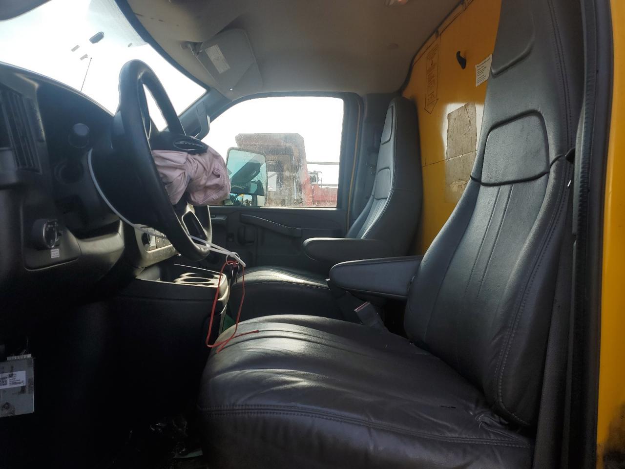 2016 GMC Savana VIN 1GD37TCG9G1253689 Copart auction photo, front end damage thumbnail 7