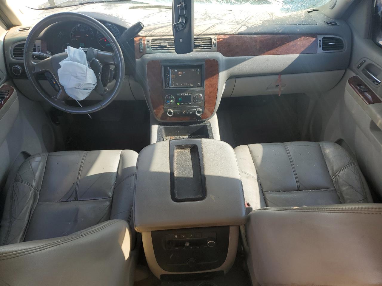 2014 Chevrolet Tahoe VIN 1GNSCBE03ER245387 Copart auction photo, front end damage thumbnail 8