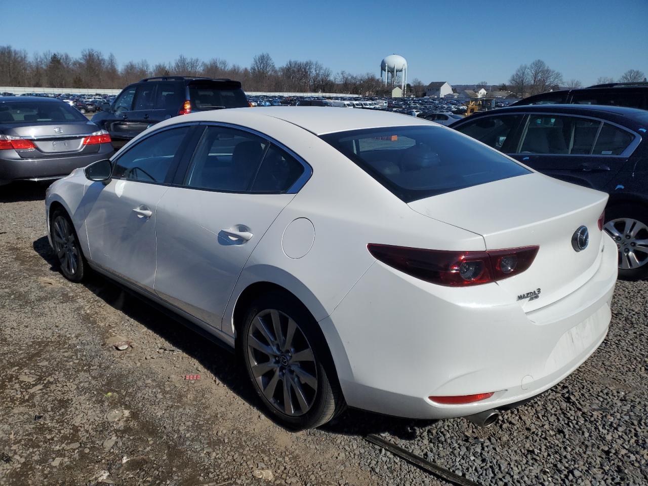 2021 Mazda 3 VIN JM1BPBBL9M1331005 Copart auction photo, frame damage / front end damage thumbnail 2