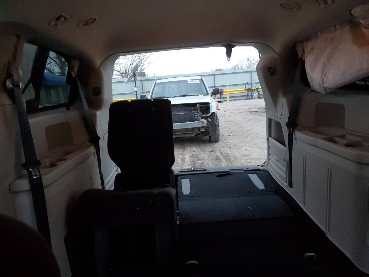 2016 Dodge Caravan VIN 2C4RDGCG8GR396014 Copart auction photo, all over damage thumbnail 10