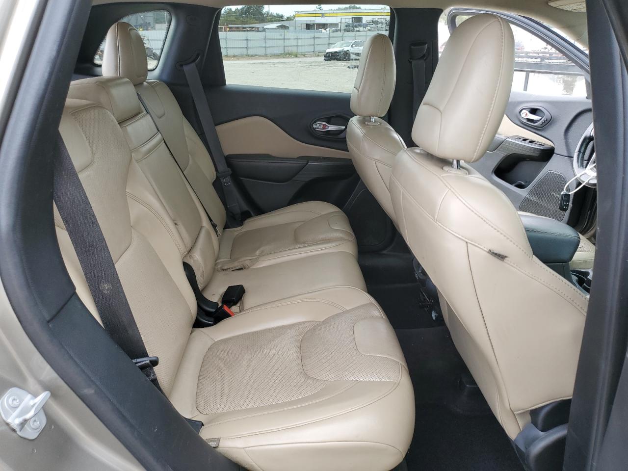 2016 Jeep Grand Cherokee VIN 1C4PJMDSXGW277597 Copart auction photo, vandalism damage thumbnail 11