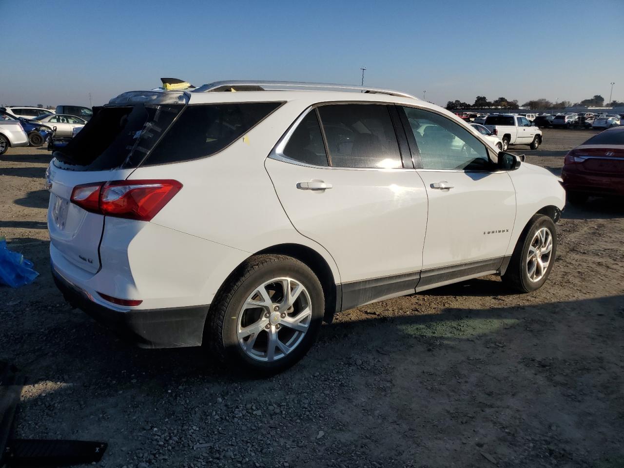 2020 Chevrolet Equinox VIN 2GNAXVEX0L6257990 Copart auction photo, all over damage thumbnail 3