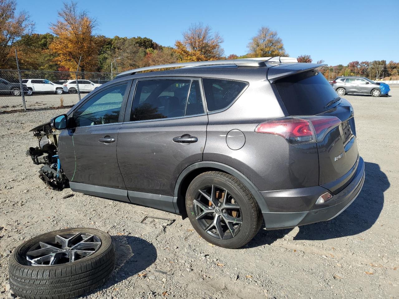 2017 Toyota RAV 4 VIN 2T3JFREV3HW634440 Copart auction photo, front end / undercarriage damage thumbnail 2