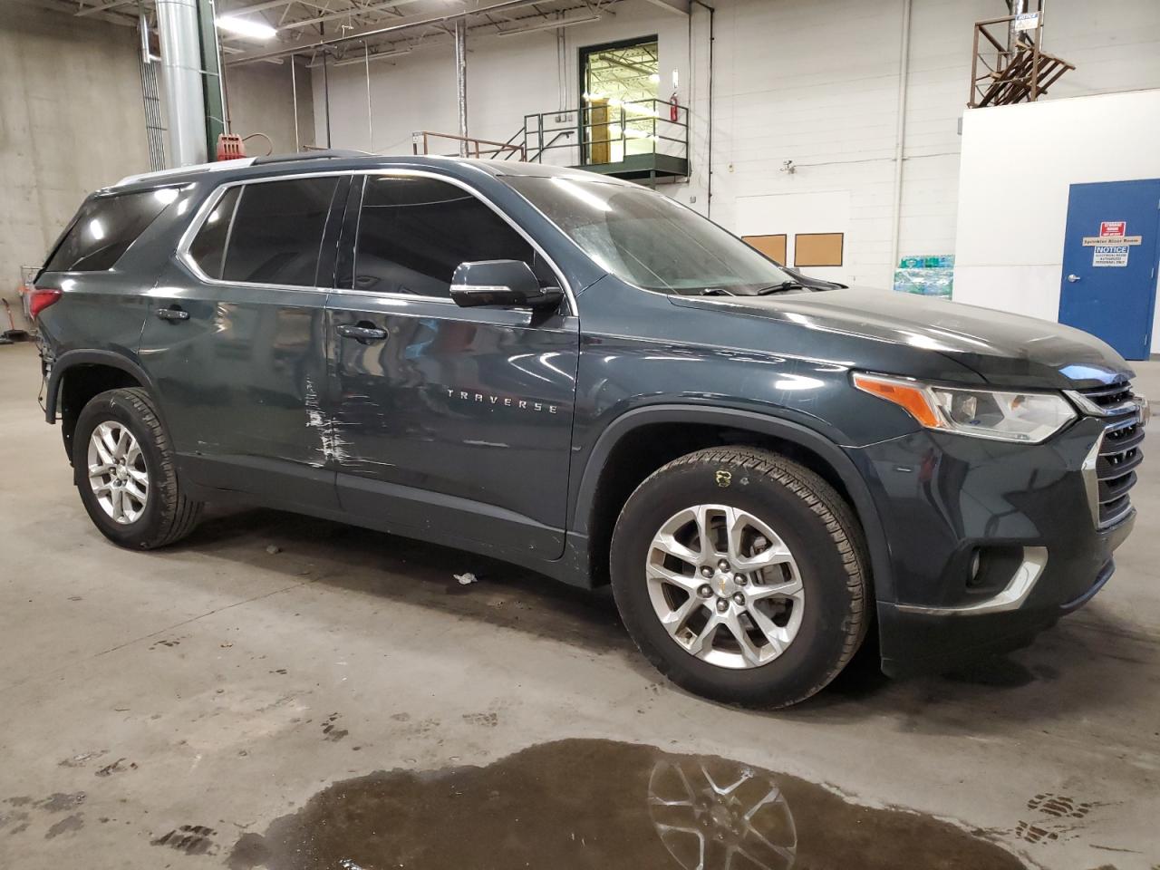 2018 Chevrolet Traverse VIN 1GNERGKWXJJ222070 Copart auction photo, rear end / side damage thumbnail 4