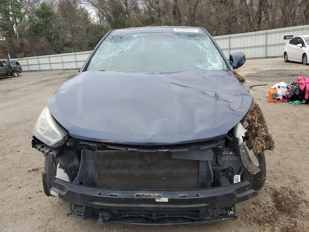 2017 Hyundai Santa Fe VIN 5NMZT3LB1HH022100 Copart auction photo, all over damage thumbnail 5