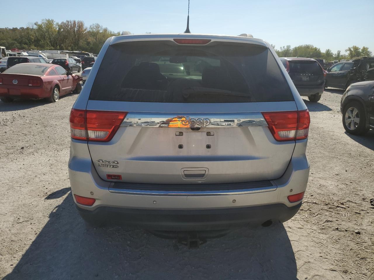 2011 Jeep Grand Cherokee VIN 1J4RR5GG0BC511006 Copart auction photo, all over damage thumbnail 6