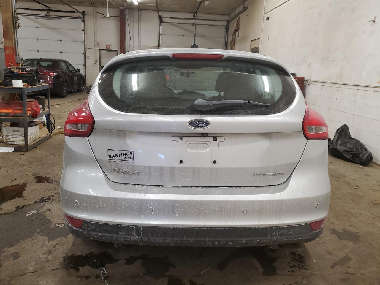 2017 Ford Focus VIN 1FADP3N27HL272067 Copart auction photo, front end / side damage thumbnail 6
