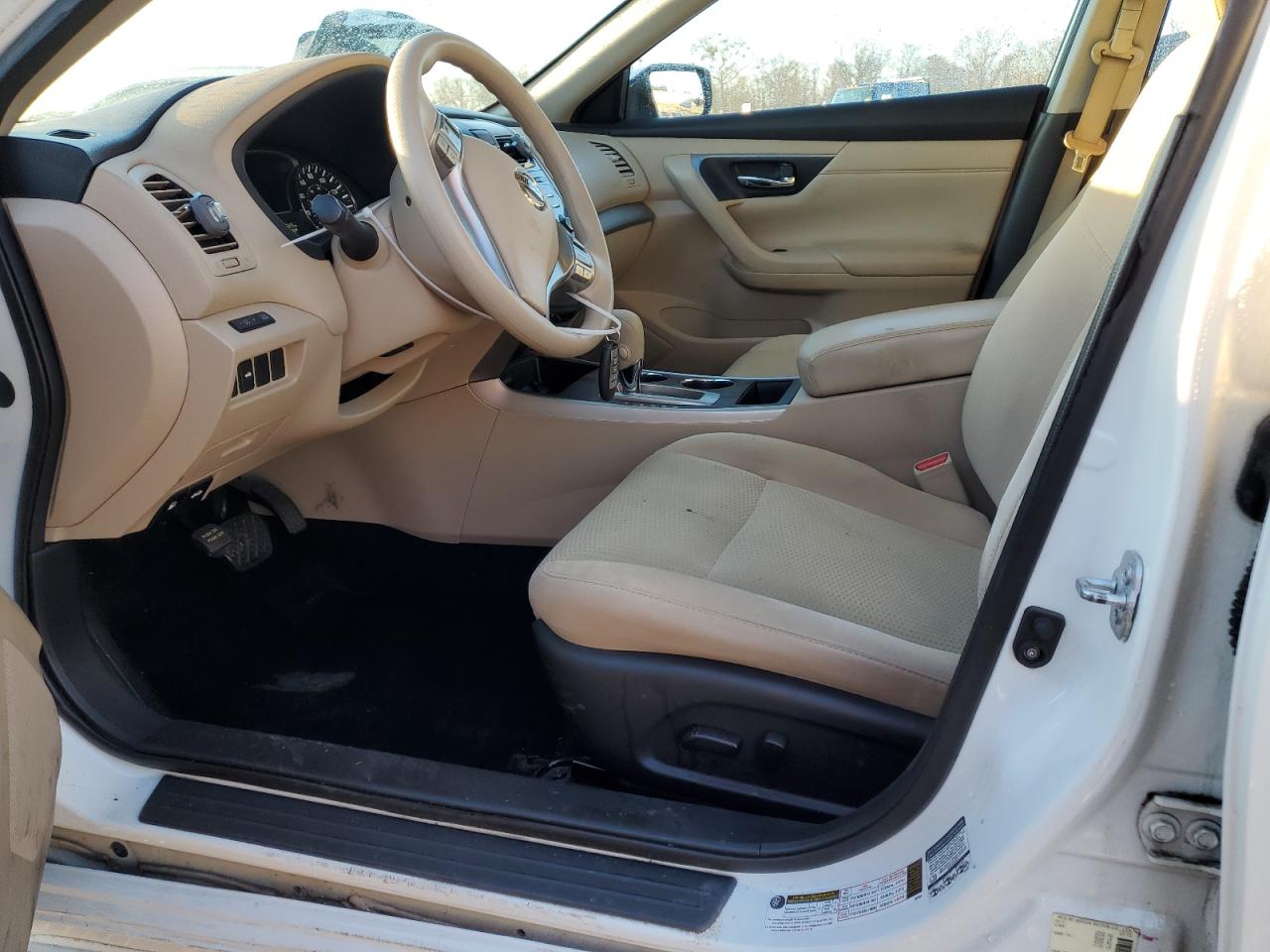 2015 Nissan Altima VIN 1N4AL3AP2FN920223 Copart auction photo, front end damage thumbnail 7