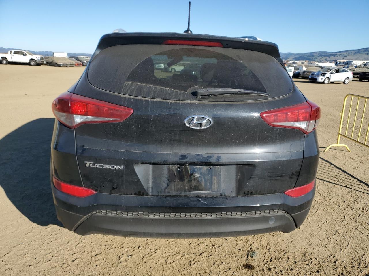 2016 Hyundai Tucson VIN KM8J33A40GU242526 Copart auction photo, side damage thumbnail 6