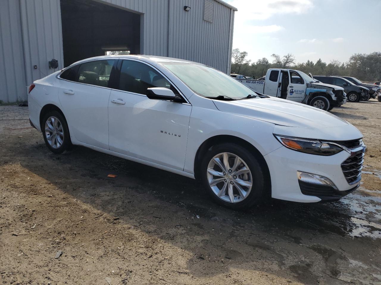 2020 Chevrolet Malibu VIN 1G1ZD5ST2LF094344 Copart auction photo, top/roof / minor dent/scratches damage thumbnail 4