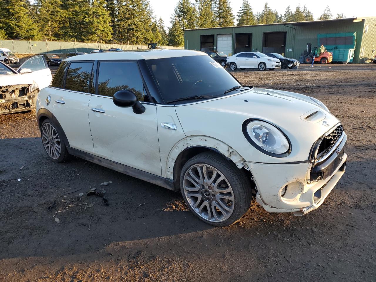 2016 MINI Cooper VIN WMWXU3C5XG2D27581 Copart auction photo, front end damage thumbnail 4