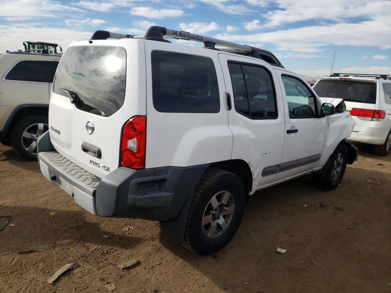 2011 Nissan XTerra VIN 5N1AN0NW5BC520548 Copart auction photo, front end damage thumbnail 3